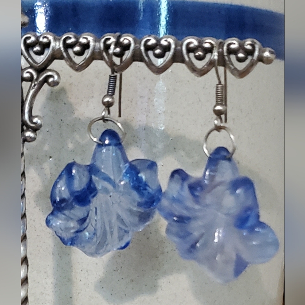 Vintage Clear Blue Flower Drop Earrings